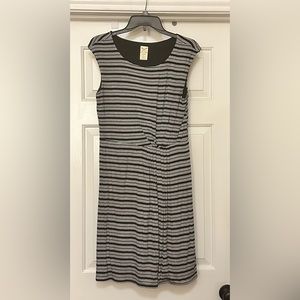 Sleeveless Black/White striped Faded Glory. Size Small (4-6)